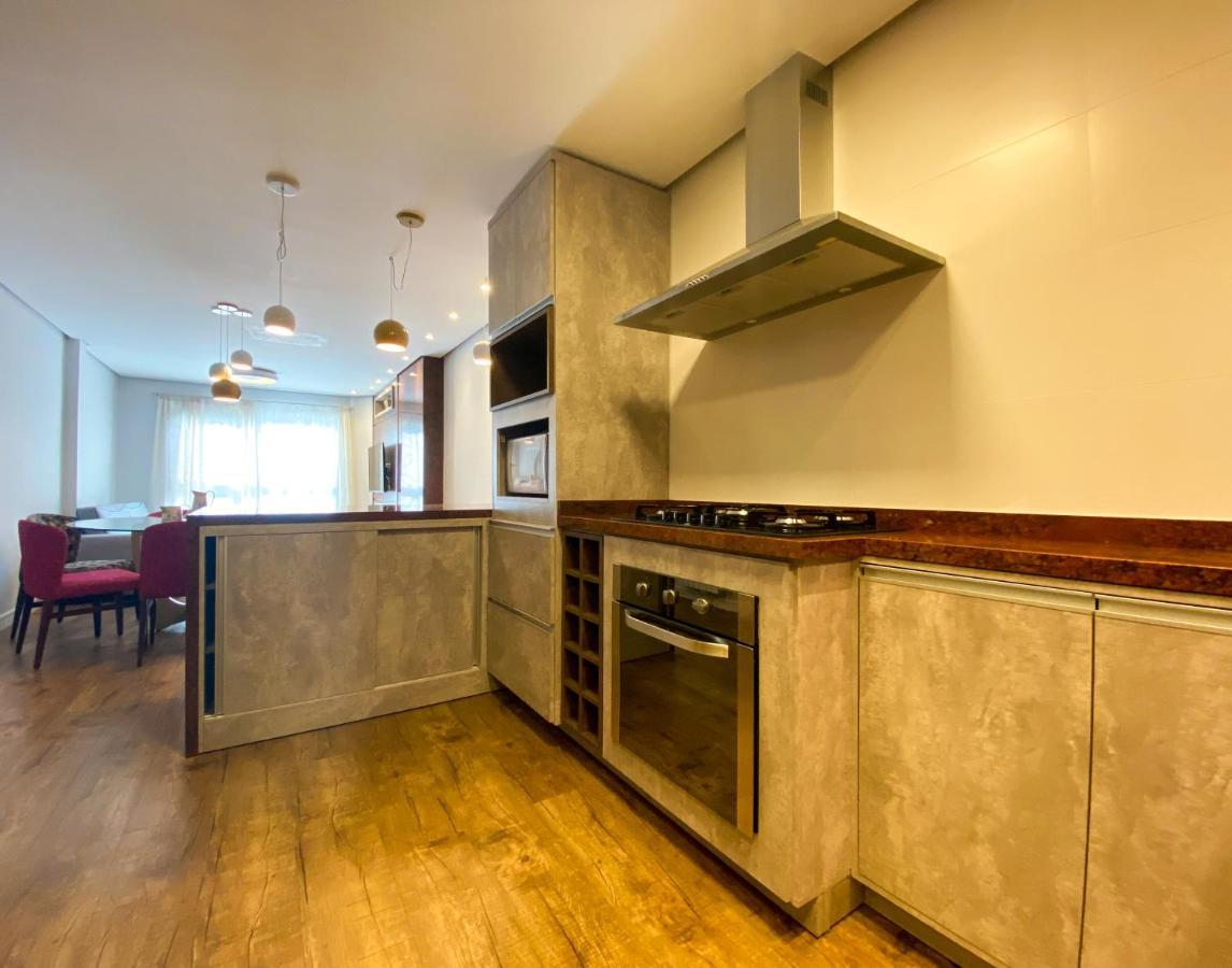 Duplex Com 03 Suites Em 格拉玛多 外观 照片